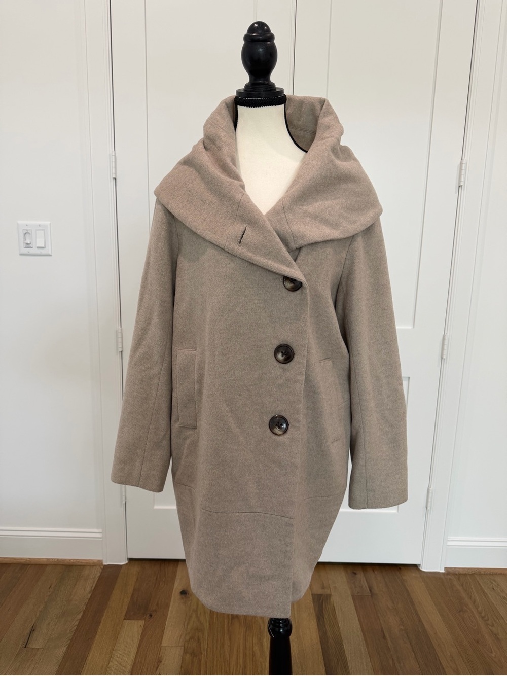 🤍 Sofia Cashmere Cream Wool Blend Coat Size 8 🤍 Oversized Collar